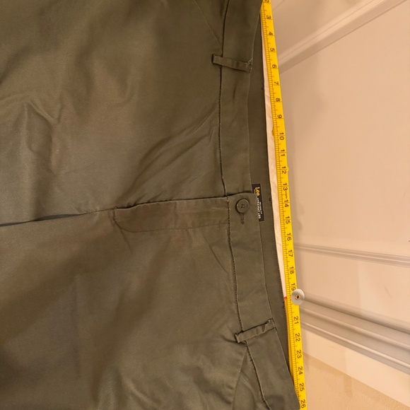Lee Plus Relaxed Fit Straight Leg Pants β 30W Medium β Olive Green - Picture 3 of 9